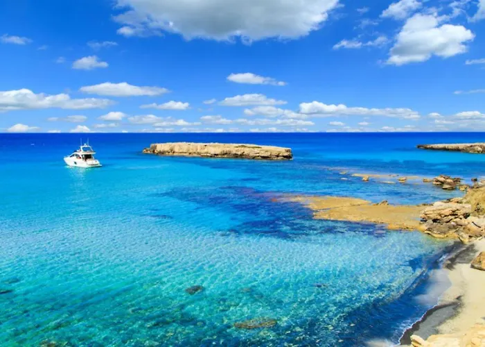 Fortuna ヴィラ Polis